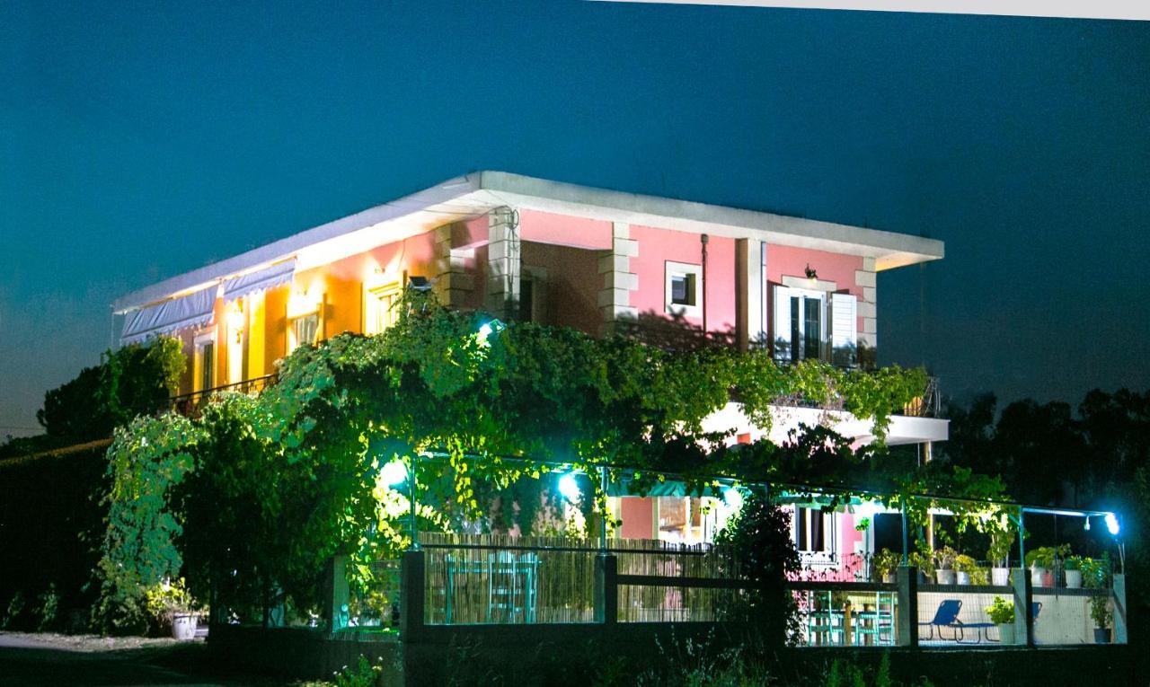 Babi'S Villa - Garden Apartment Lixouri Exterior foto